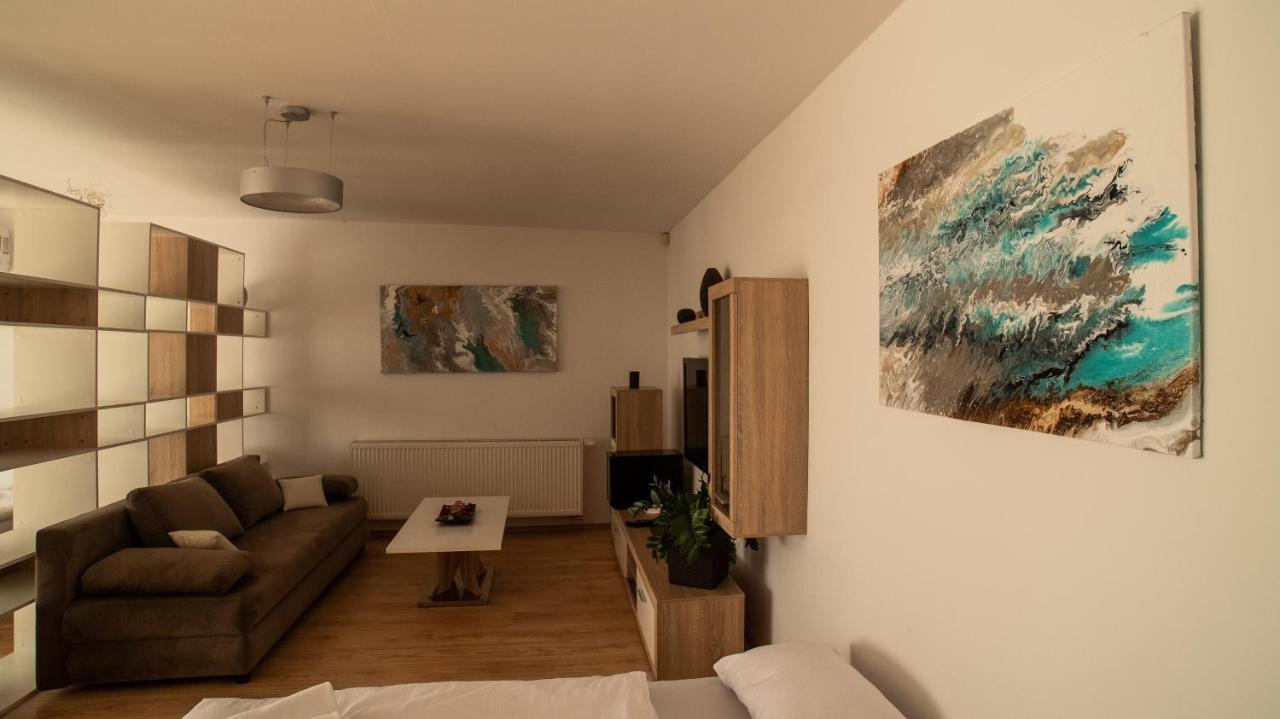 River View Residence Bratislava Eksteriør billede